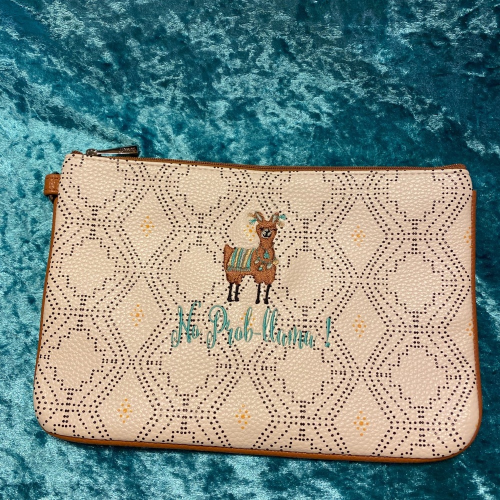 Thirty-One Rubie Mini in Dotted Geo Pebble with personalization